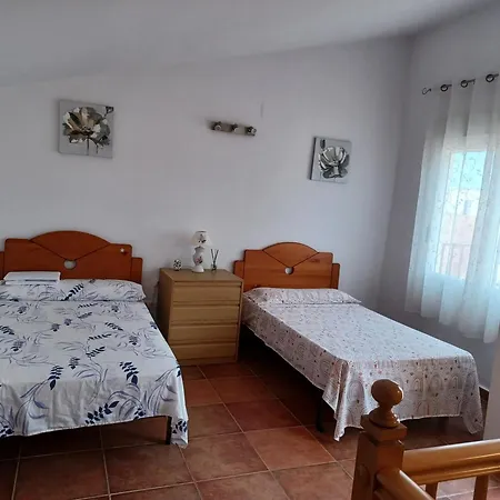 Casa Muy Cerca De La Playa A Tatil Evi
